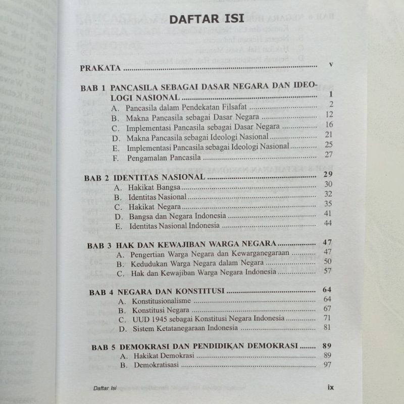 Buku Pendidikan Kewarganegaraan Paradigma Baru untuk Mahasiswa Panduan Kuliah di Perguruan Tinggi Edisi Kedua 2 Penerbit Bumi Aksara - Winarno - Original