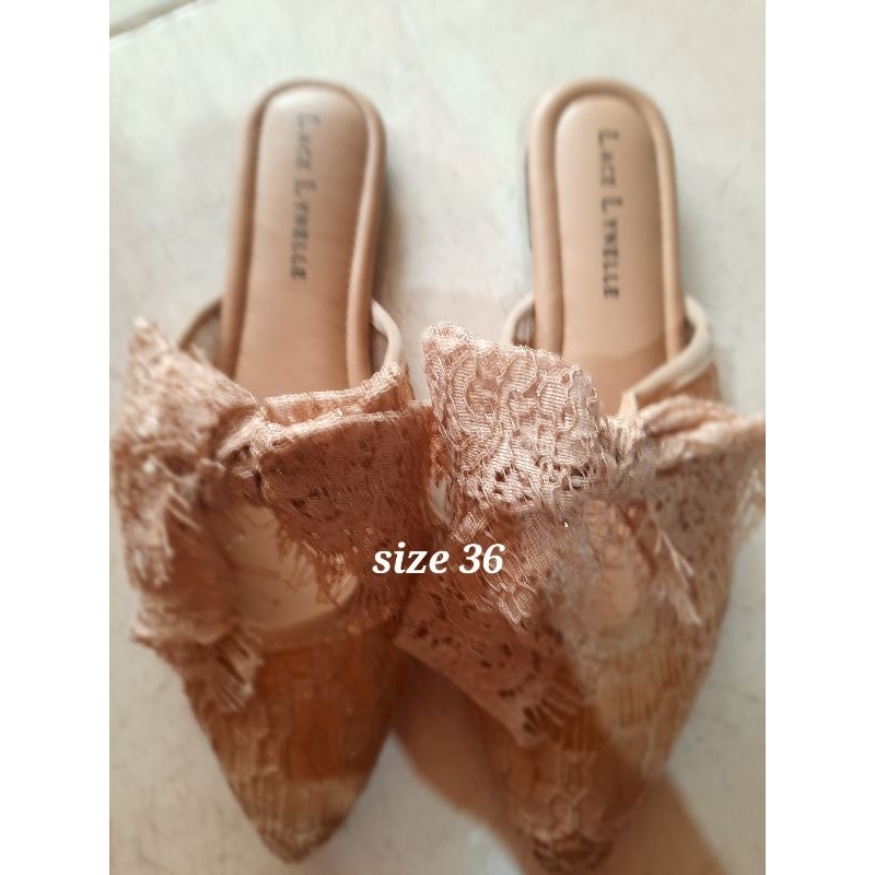 preloved sandal flat lace lynelle size 36