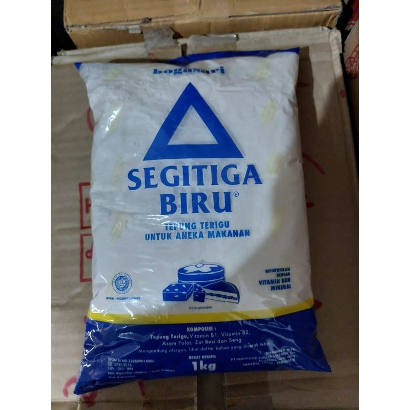 

Tepung Terigu Segi Tiga Biru 1kg