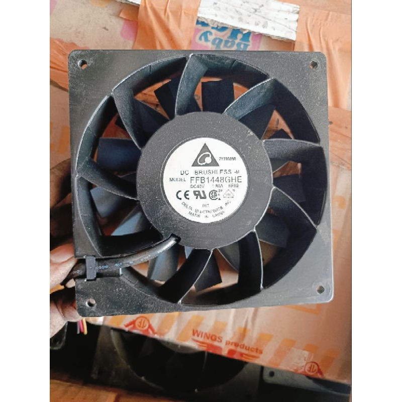 KIPAS DC DELTA 14X14 CM 48V / 24V 1.80A