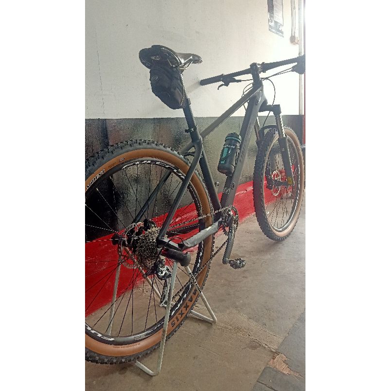 sepeda united sl 7 fullbike rakitan (27,5)