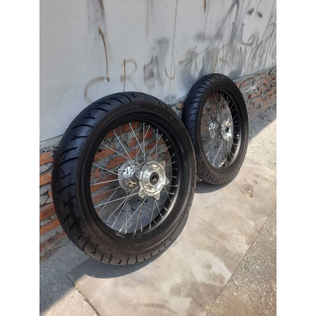 velg set supermoto crf 150 l ring 18 bekas siap pakai