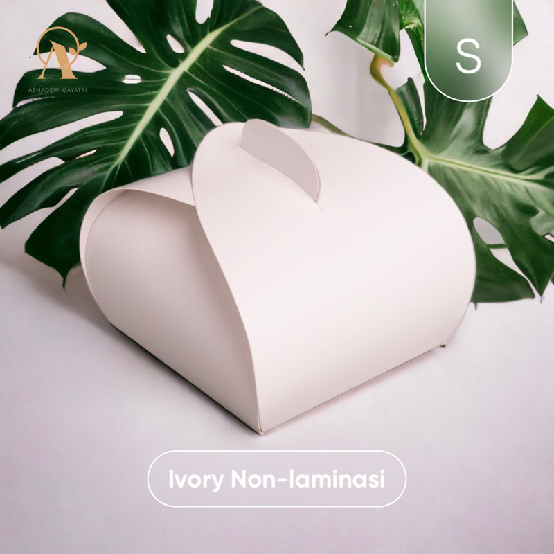 

Ashadewi Gayatri - Lotus Box : White Ivory 250gr / box kue / box souvenir /packaging souvenir