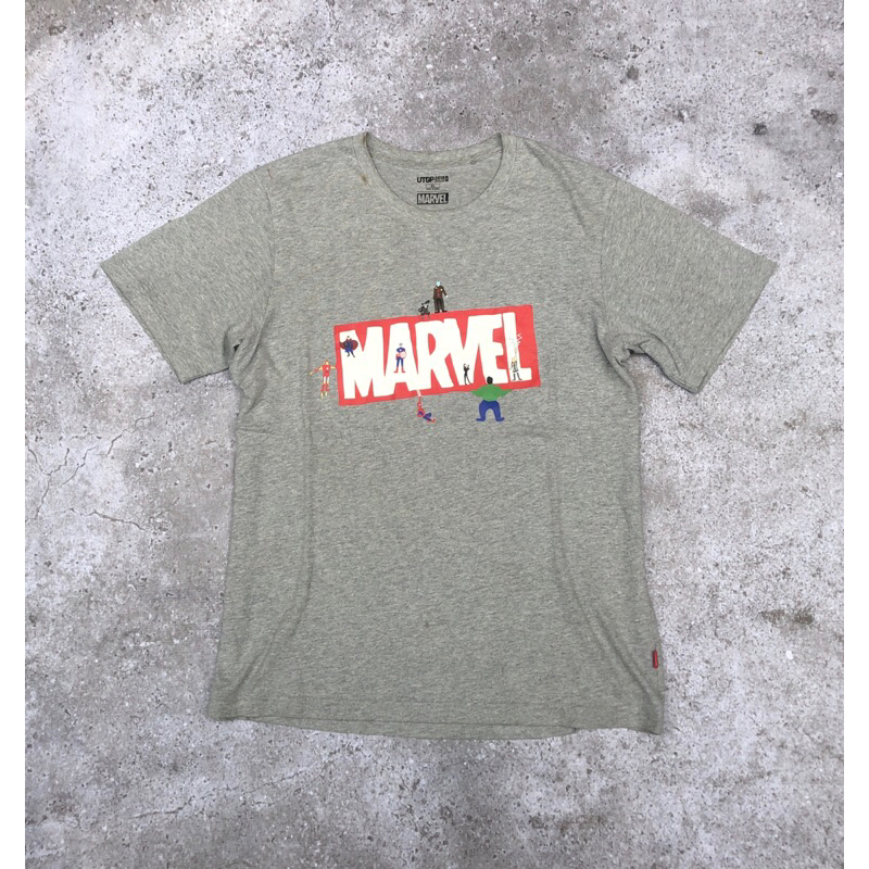 T-shirt Marvel uniqlo