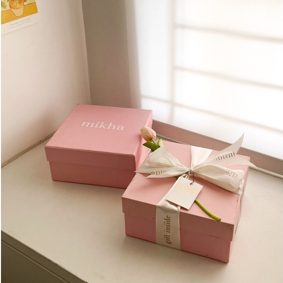 

Gift Inside - Sticker Hampers - Kado Ulang Tahun Cewek Hadiah Hampers Ulang Tahun Anniversary Wisuda Pacar Nikahan