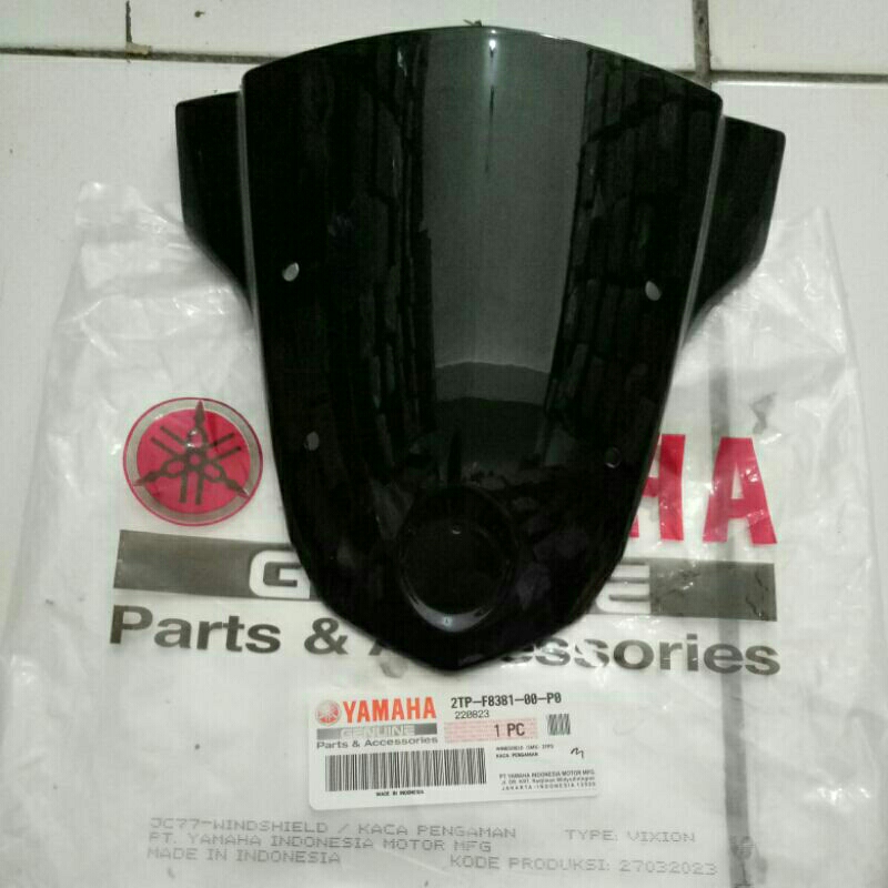 2TP F8381 00 P0 WINDSHIELD VISOR YAMAHA VIXION NVA ORISINIL YAMAHA
