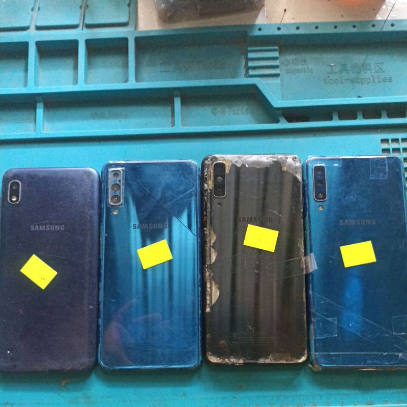 Paket Samsung Minus LCD Mesin Normal (A7 2018 3 unit A10 1 unit)