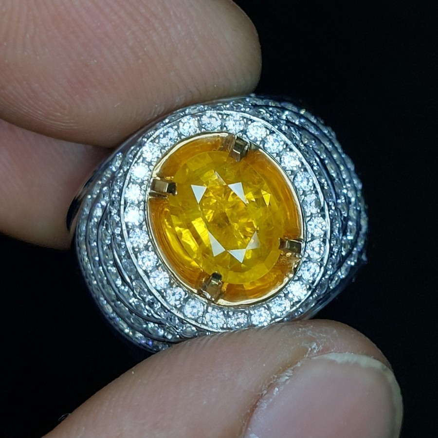 Natural Yellow Sapphire Corundum Batu Safir Yakut Kuning Permata Mulia