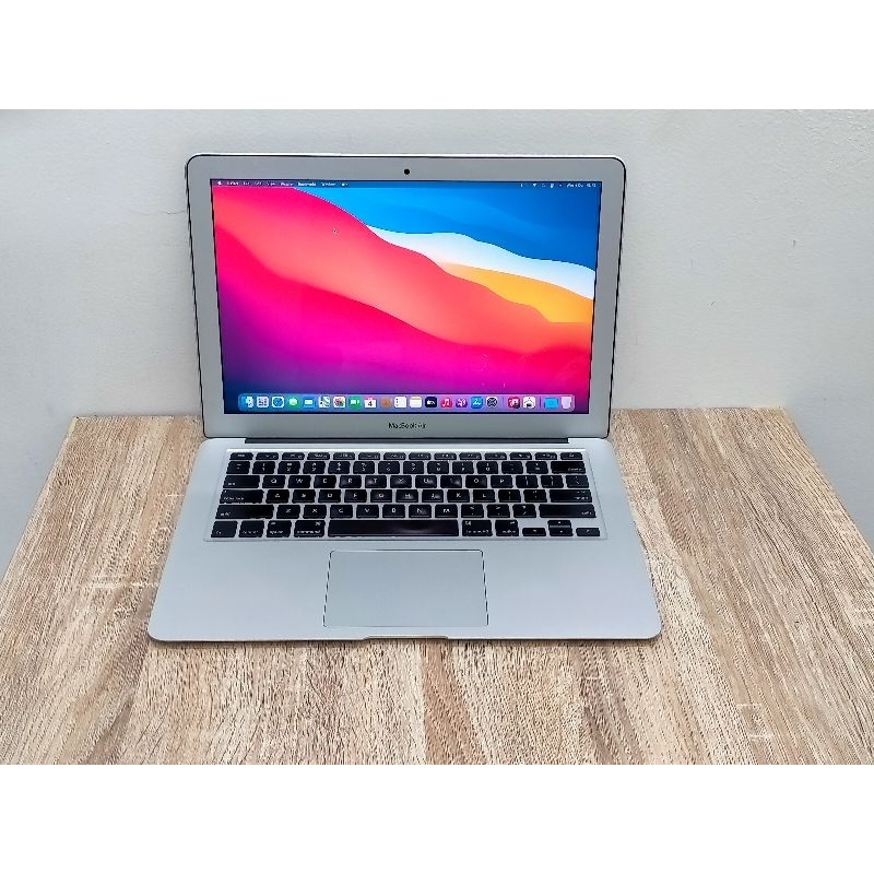 MacBook Air Mid 2013 Intel Core i7/Ram 8GB/SSD 128GB/Cc Batre Rendah