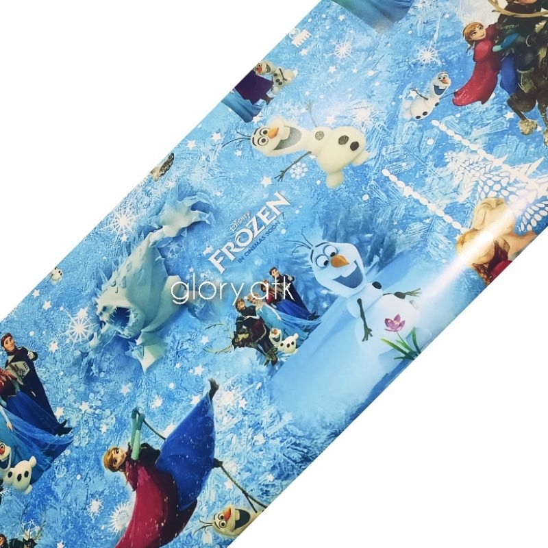 

KERTAS KADO KARAKTER FROZEN BIRU