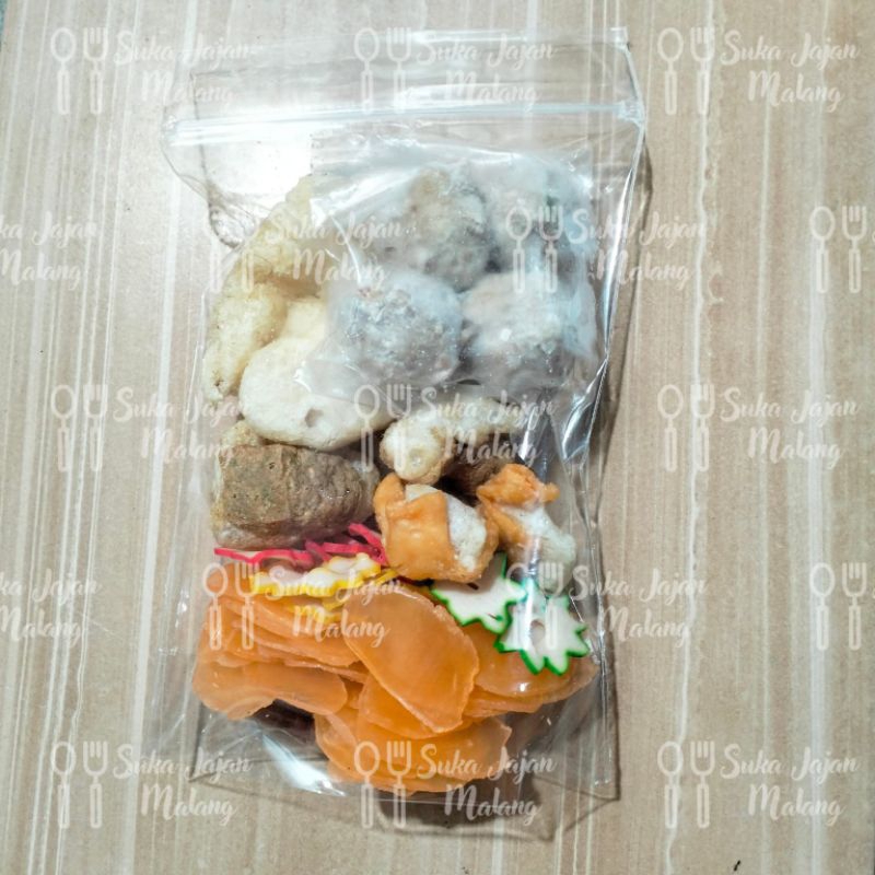 

Seblak Instan Bumbu Basah dan Pentol