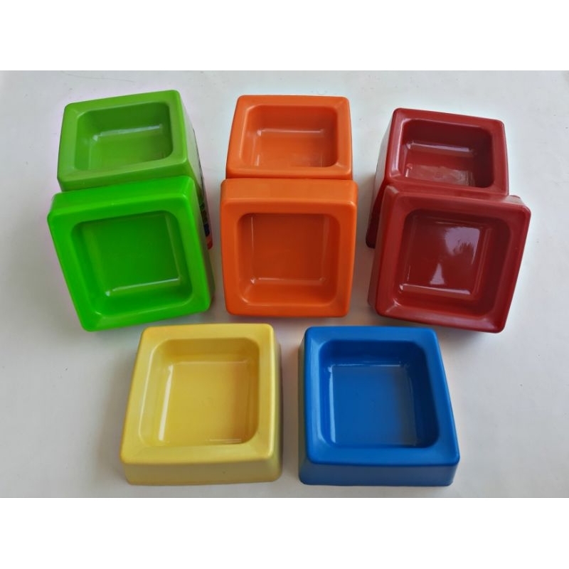 TEMPAT MAKAN KUCING KOTAK BAHAN PLASTIK TEBAL TERMURAH