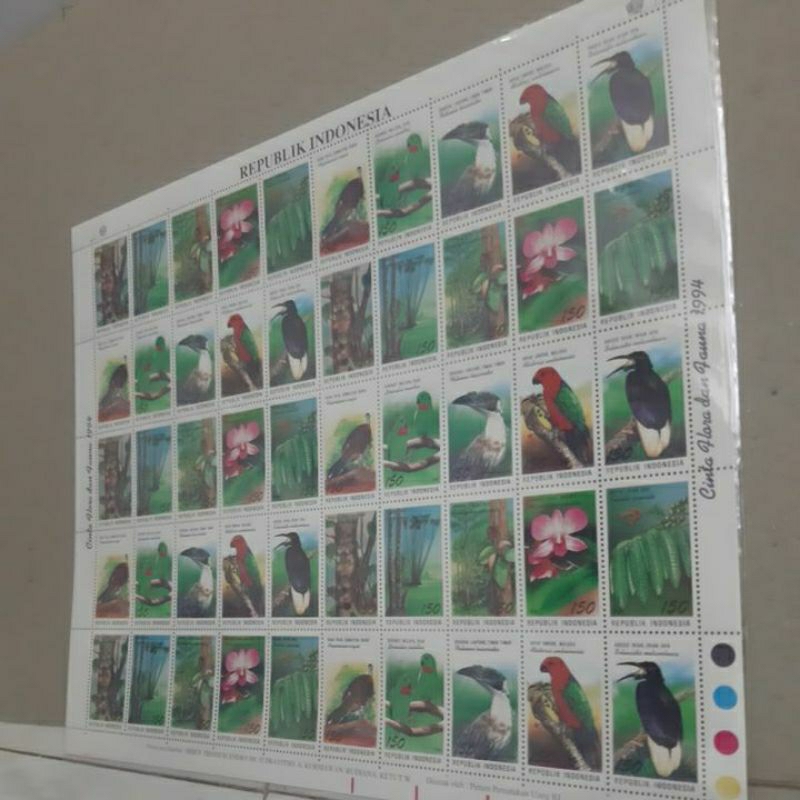 

Perangko Indonesia 1994 Cinta Flora dan Fauna Full sheet 50 prangko