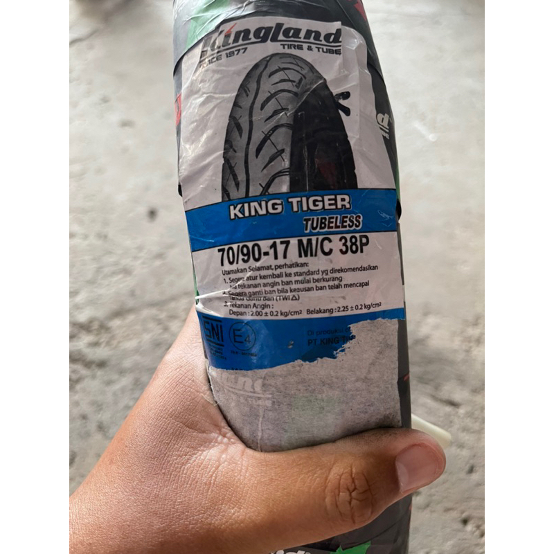 Ban kingland king tiger tubeless 70/90 ring 17 M/C 38P