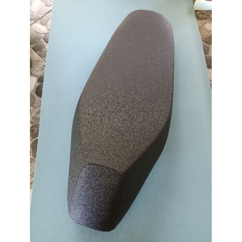 Jok motor revo absolut road race