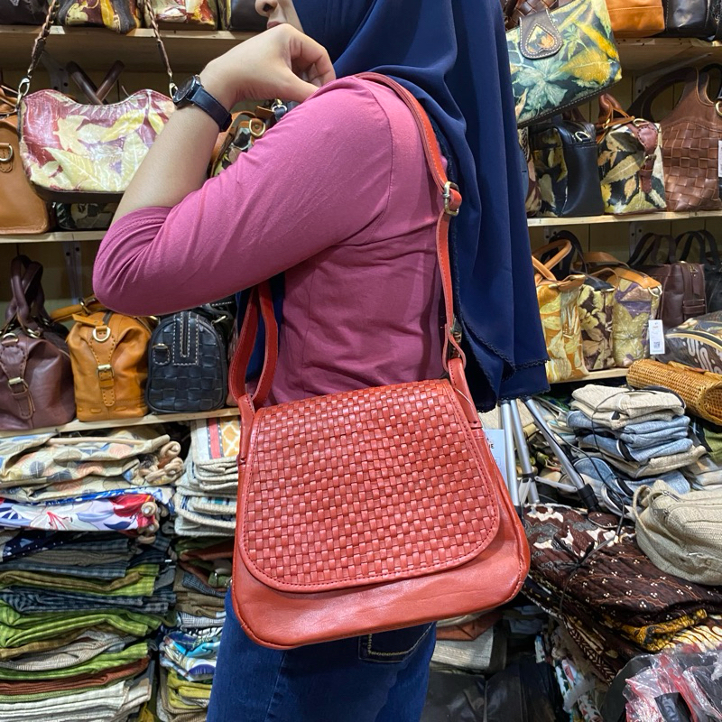 sling bag kulit asli tas wanita mix anyam termurah by moje jogja