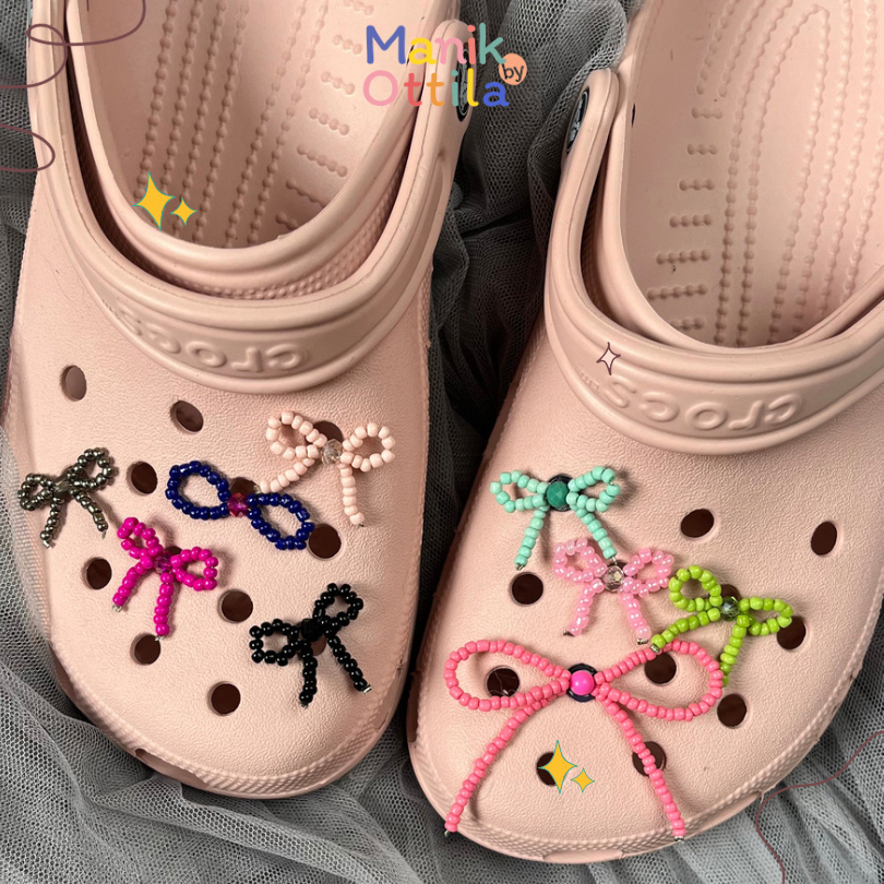 Jibbitz Crocs , Aksesoris , Hiasan pin sendal tempelan charms manik pita bunga