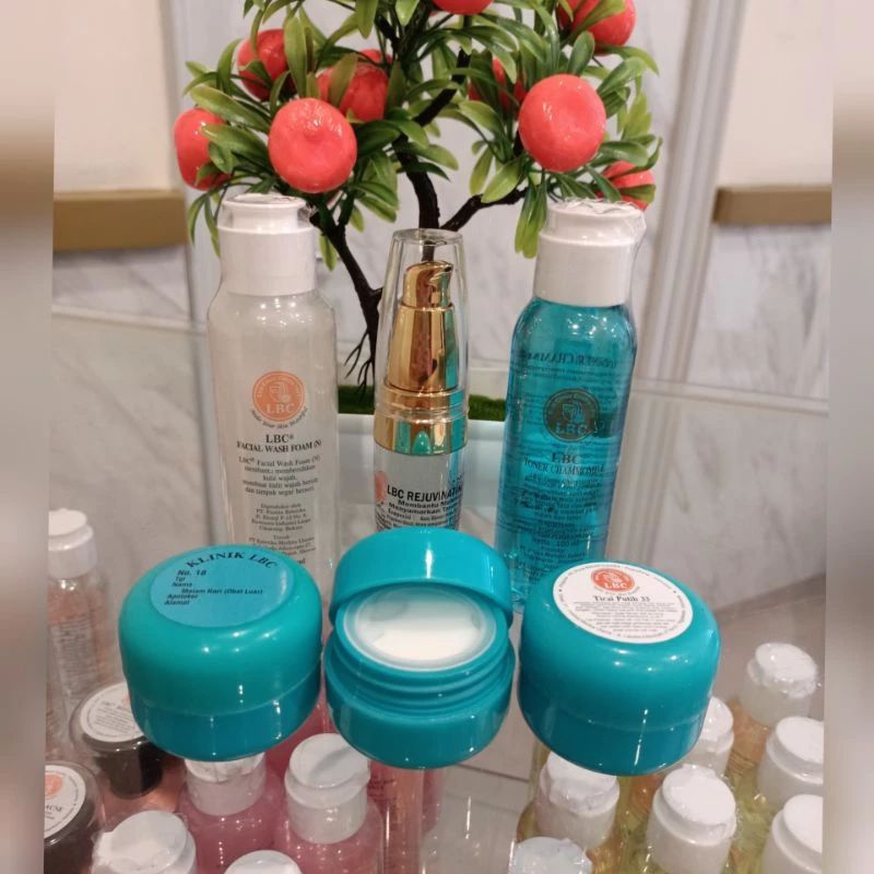 Paket normal whitening cream LBC komplit