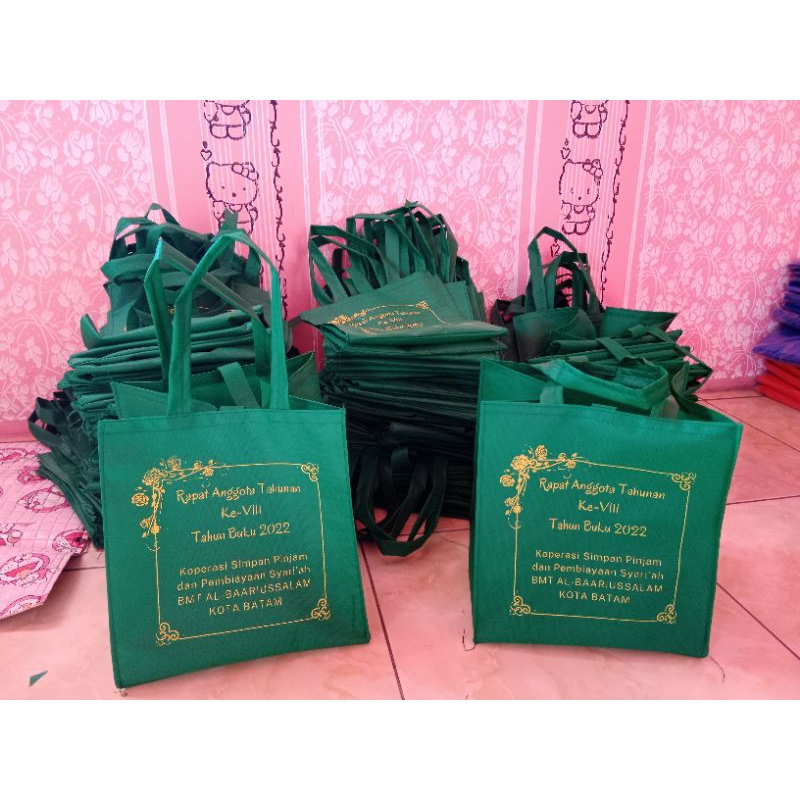 TAS GOODIEBAG CUSTOM Tas Aqiqah/Syukuran termurah muat box 22cm
