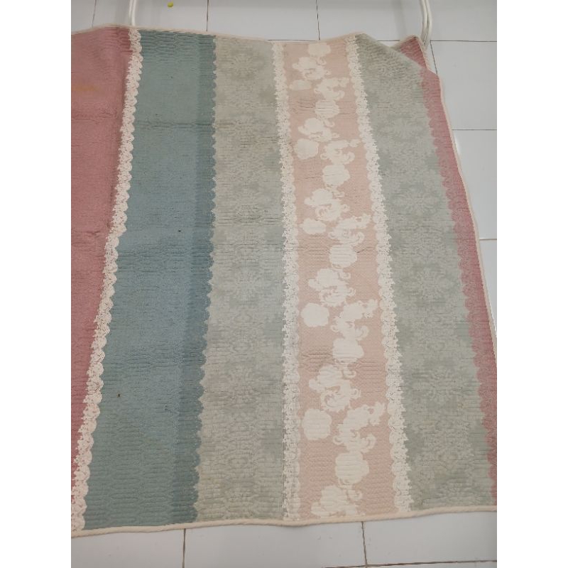Prelove Karpet shabby