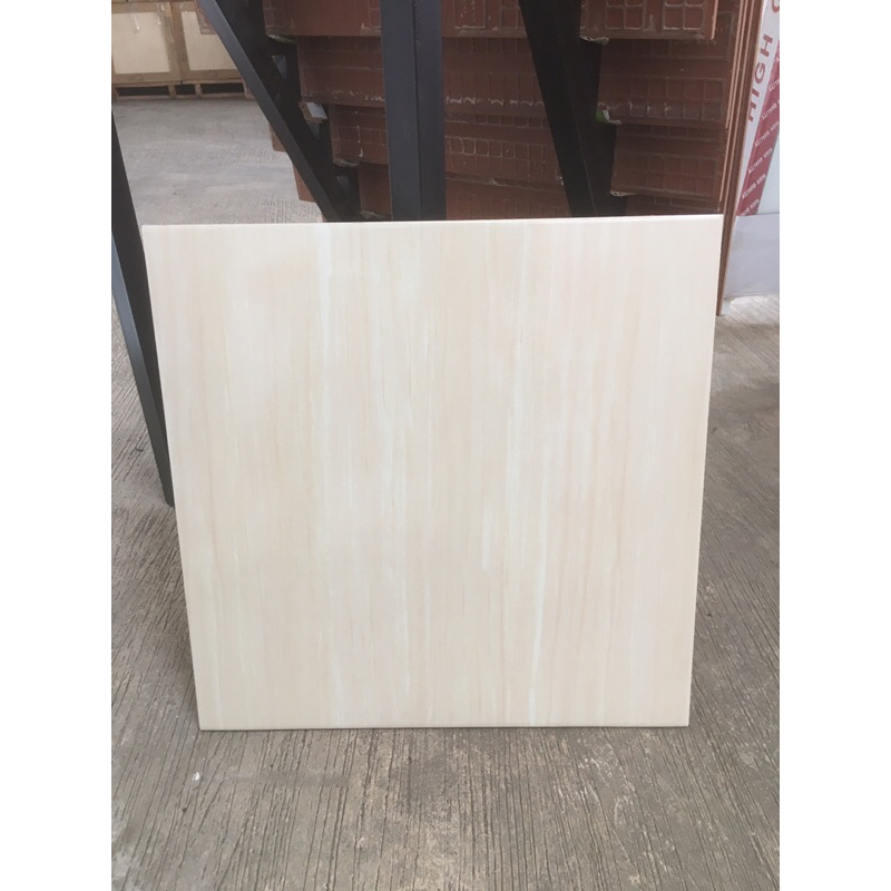 keramik lantai 40x40 kualitas 1 gari glossy kilap glosy cream biege ikad
