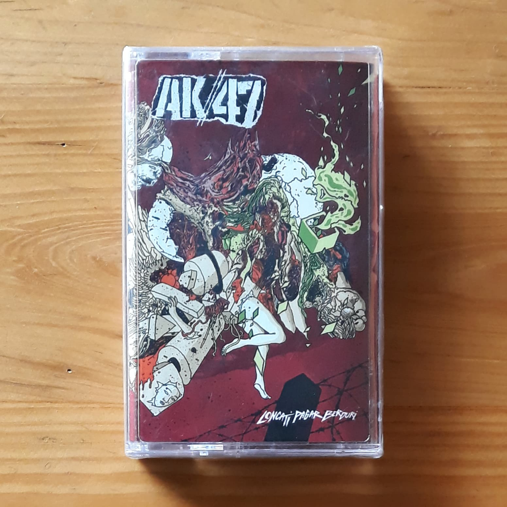 Kaset Pita AK//47 - Loncati Pagar Berduri