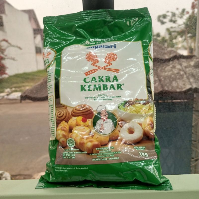 

Tepung Terigu Cakra Kembar 1Kg