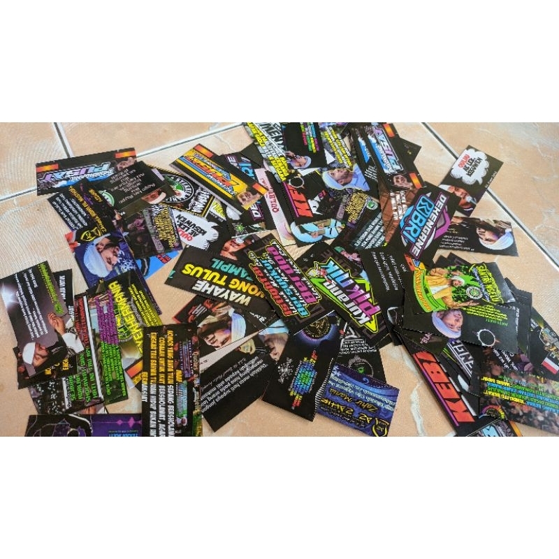 

6 stiker potongan Dekengane pusat, zahir mania, syekher mania,. mafia sholawat, qulhu wae lek dll.