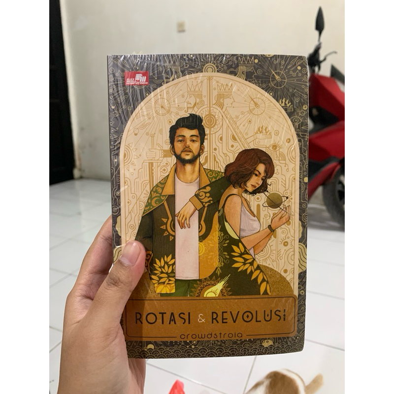 Novel Rotasi & Revolusi