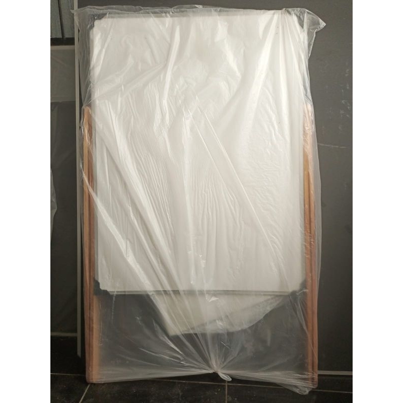 

Papan Tulis Plus Kaki Jati Ukuran 60x80 Pakai Laci