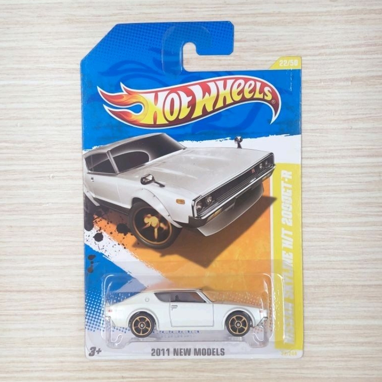 hotwheels nissan skyline 2000gtr -putih