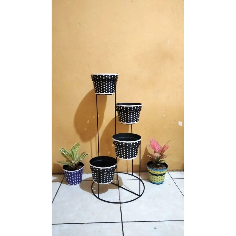 pot anyaman sintetis / pot rotan sintetis