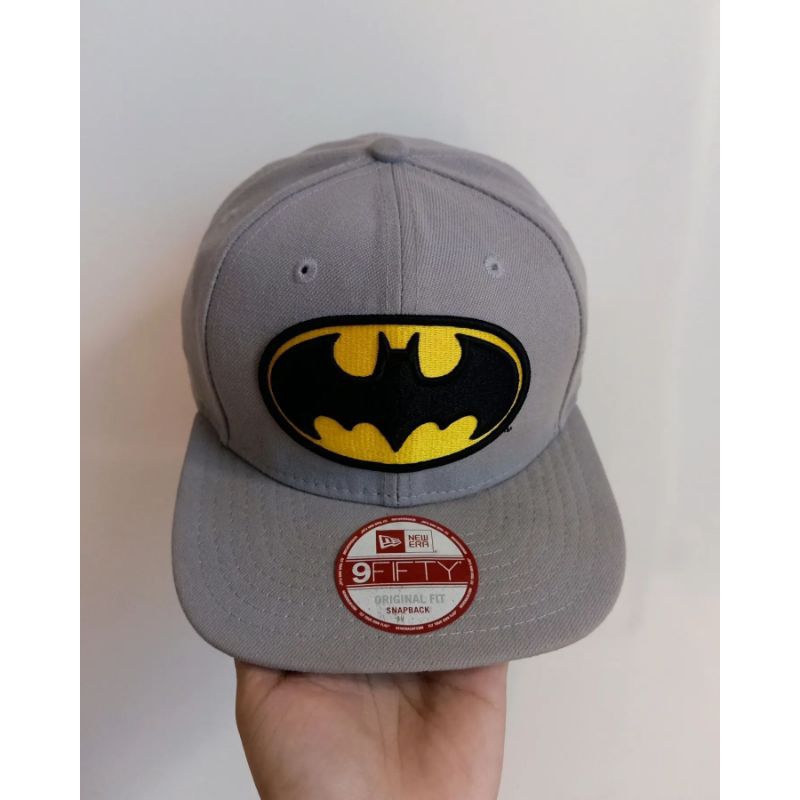 TOPI NEW ERA BATMAN X DC COMICS