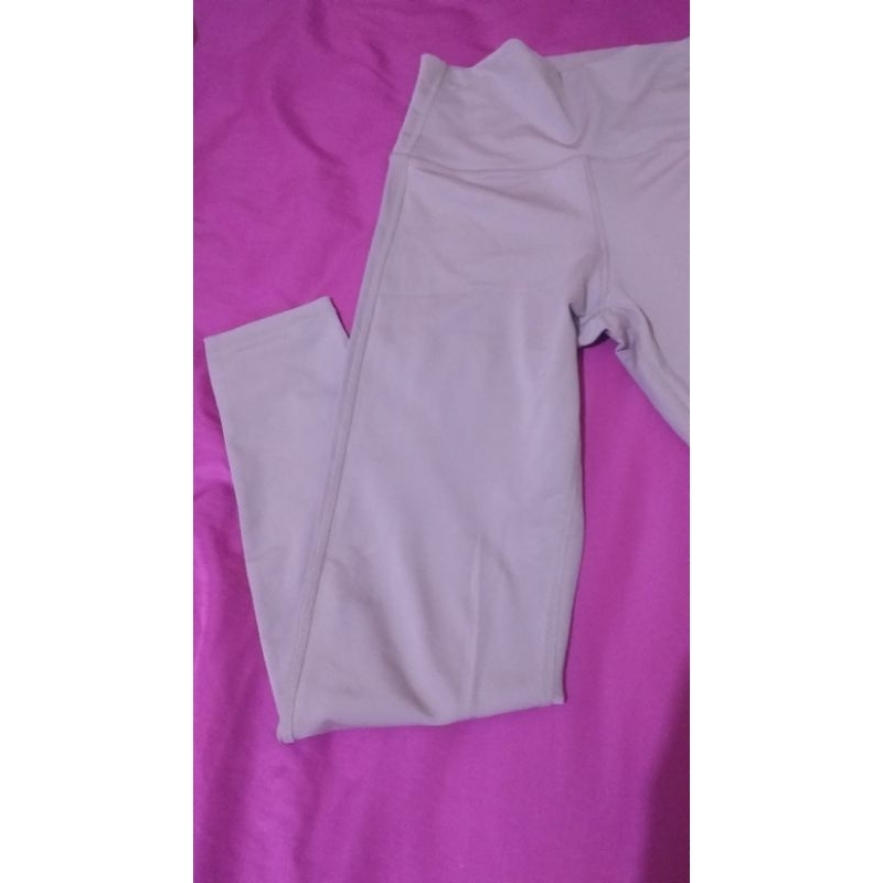 STL Legging Olahraga Wanita