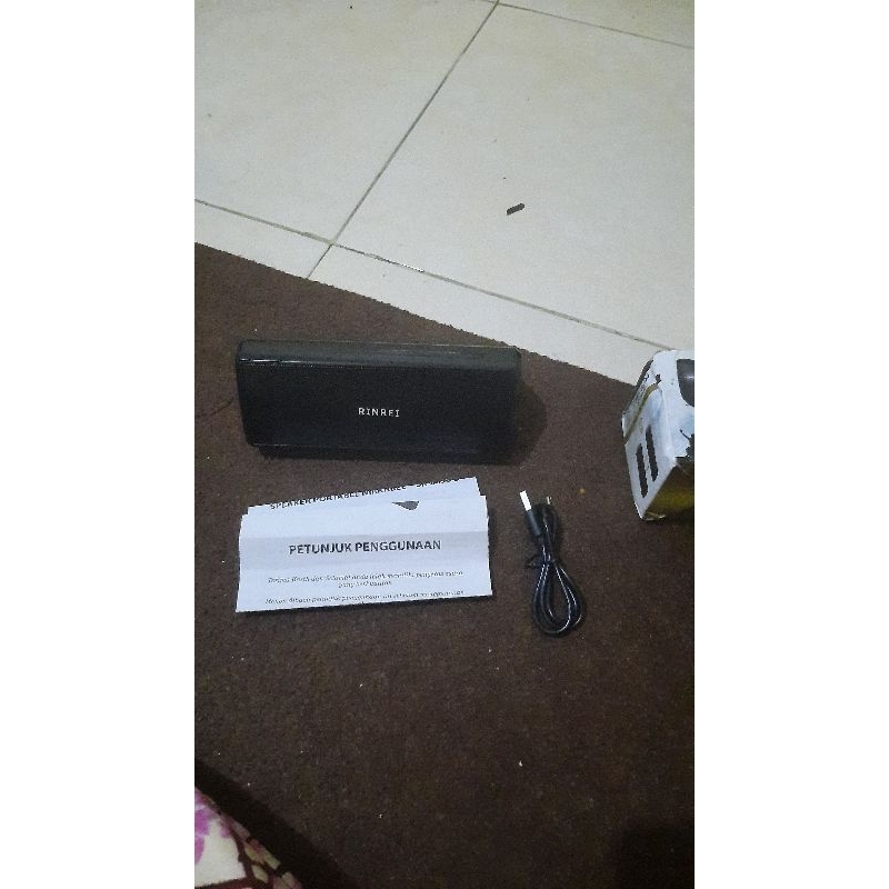 speaker bluetooth rinrei SR8899B speaker mini rinrei 8899