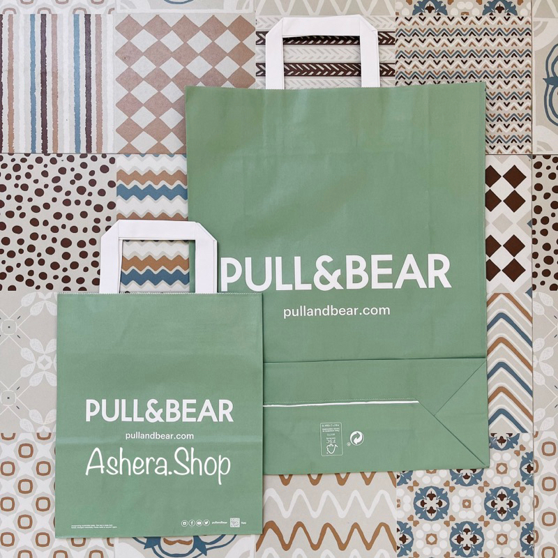 

Paperbag Pull & Bear / PnB Original Store