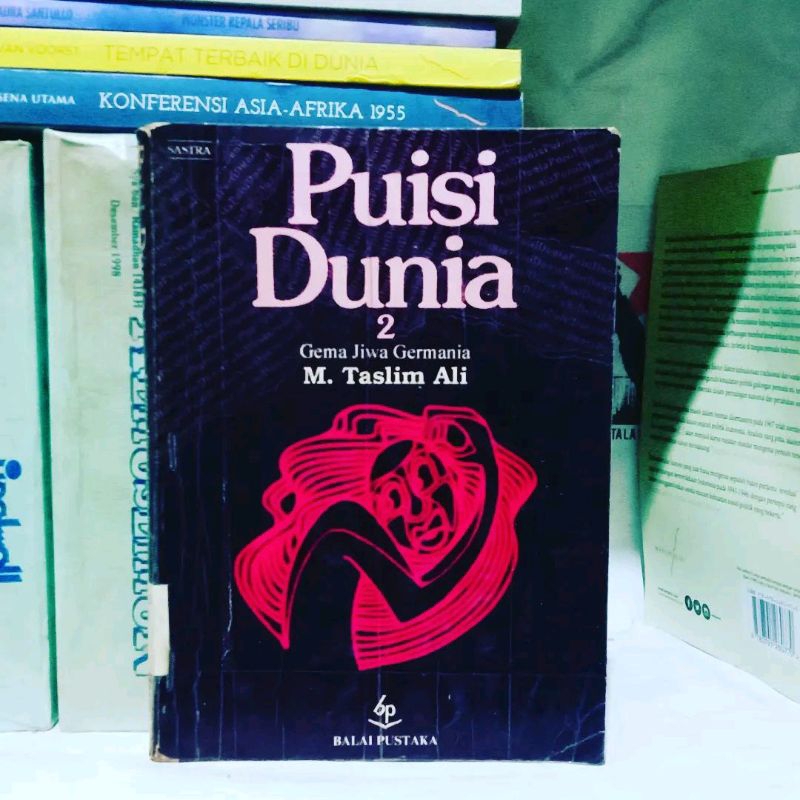 Puisi Dunia 2: Gema Jiwa Germania by Friedrich Nietzsche, Rainer Maria Rilke, Herman Hesse, dkk | Pi
