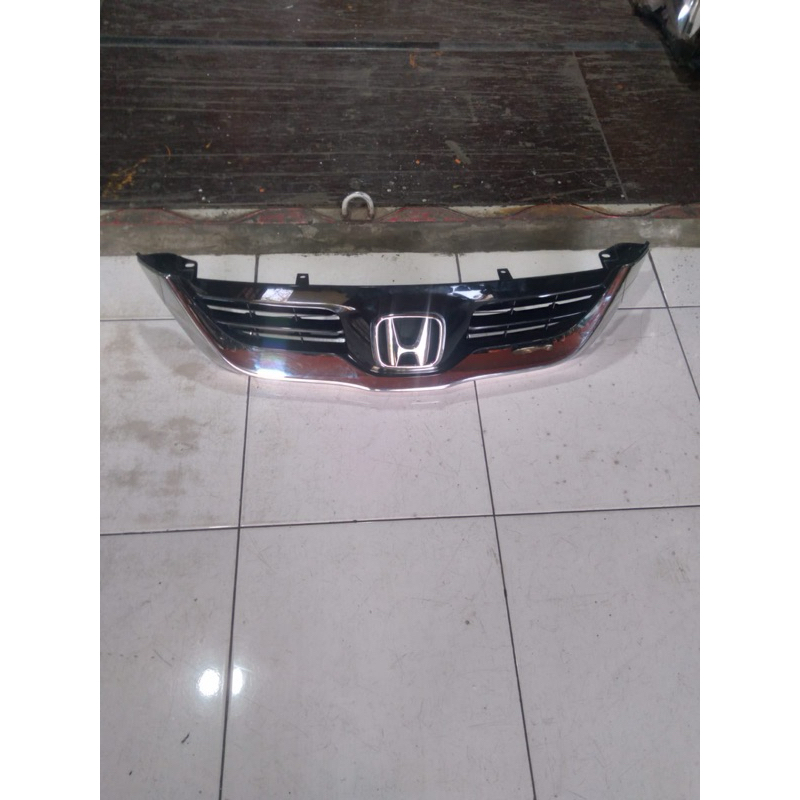 Grill Honda CRV Gen 3