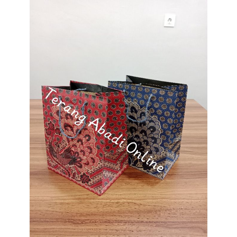 

Tas Batik 18x22x12(18.000)/Tas R5K/Tas Hampers/Tas Sovenir/Tas Oleh-oleh/Tas Kertas/Tas Batik