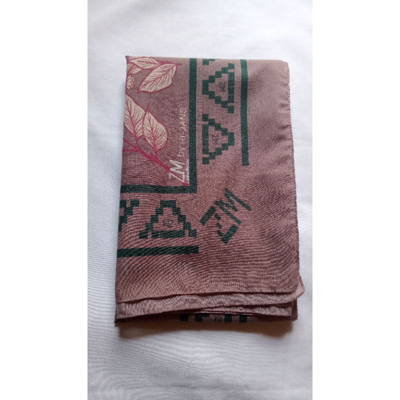 Hijab, jilbab, kerudung, scarf segi empat ori ZM Zaskia Mecca Preloved