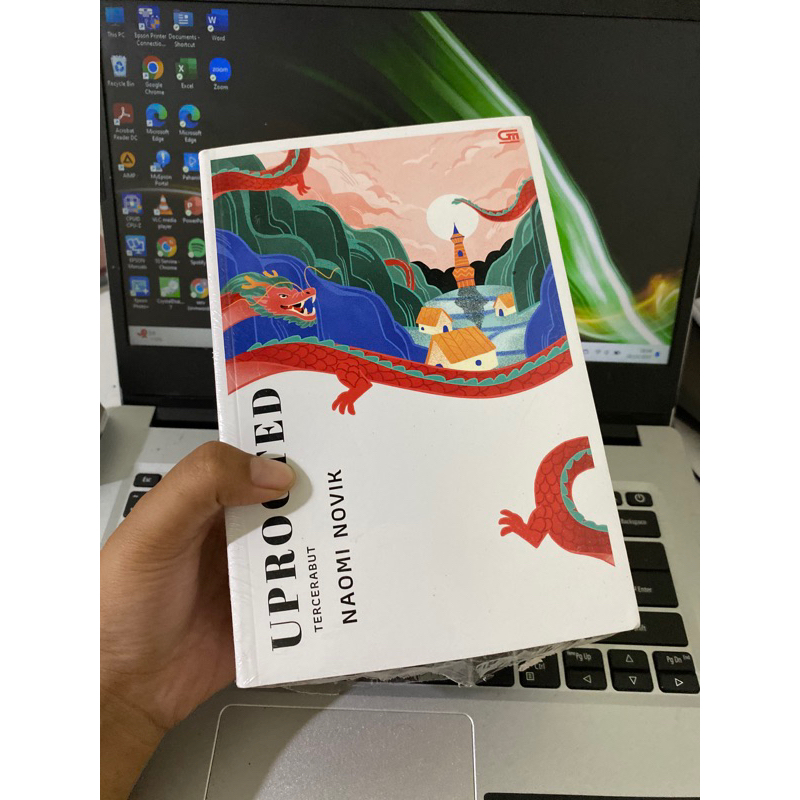 uprooted cuci gudang gramedia