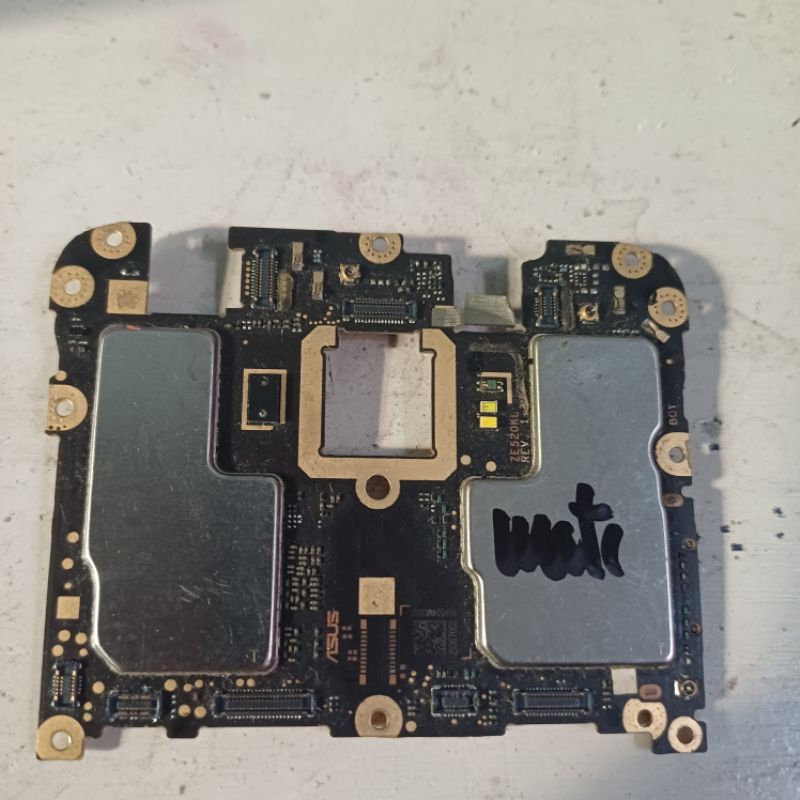 Mesin asus zenfone 3 z017db ze520kl mati