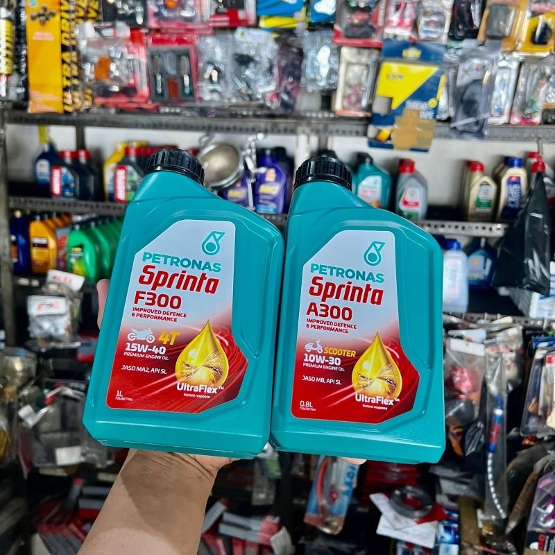 Petronas Sprinta Oli Oli petronas Sprinta Oil motor F300 15W 40 Mineral Kapasitas 1 Liter Sport Dan 