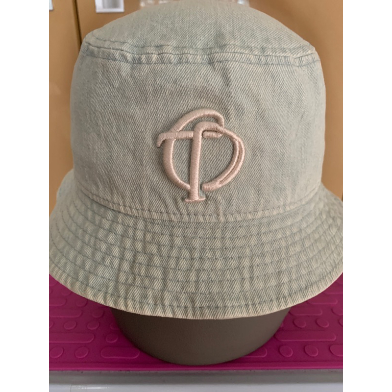 Topi Bucket sekon New Era soft blue jeans