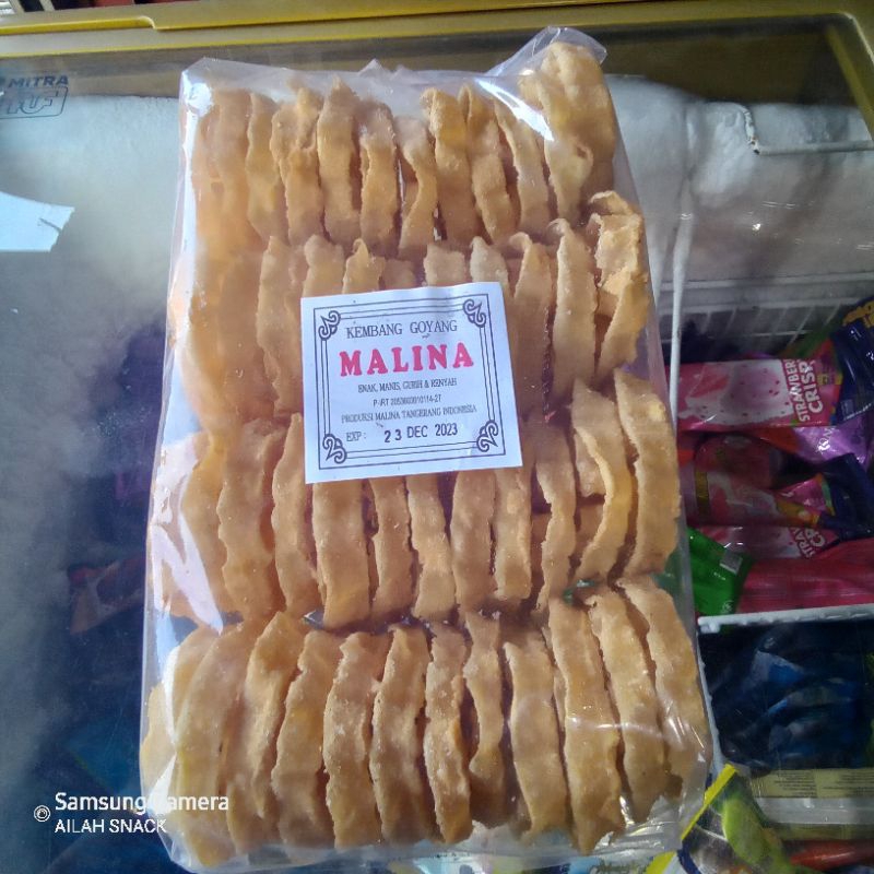 

kue Kembang Goyang Manis Gurih250gr