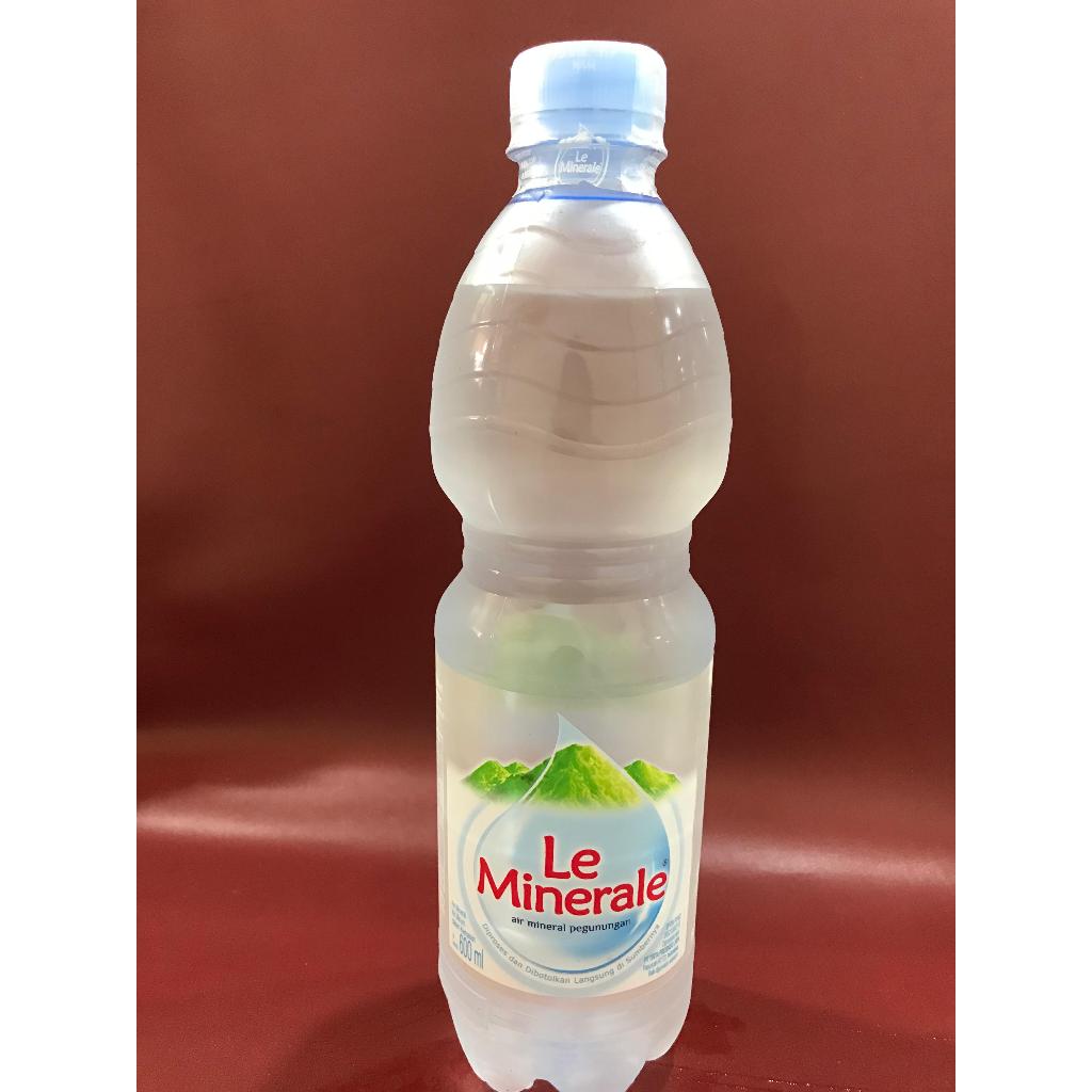 

Le Minerale 600ml - Minuman Air Mineral