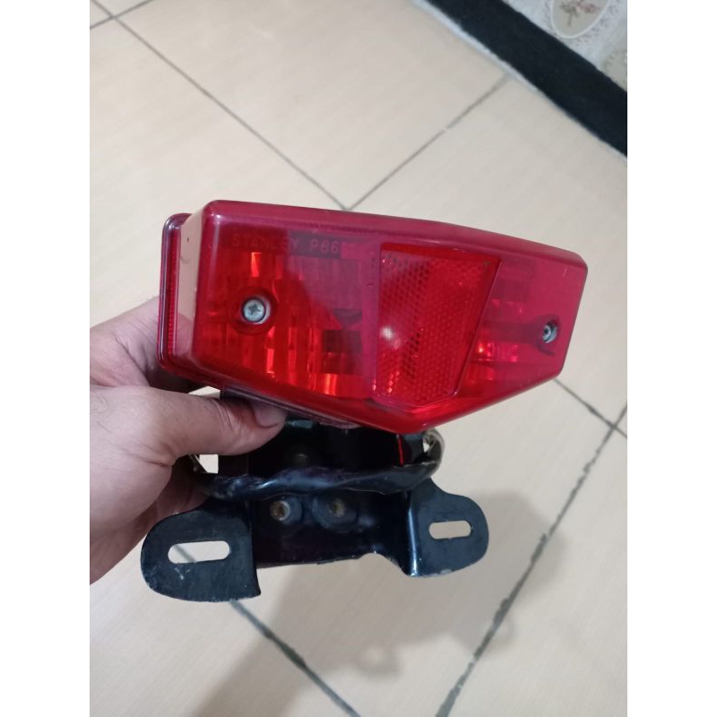 lampu belakang RX king new