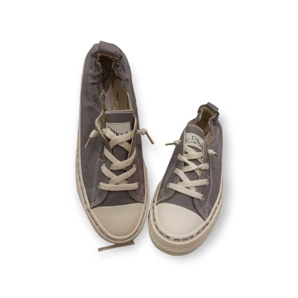 Sepatu cardinal
