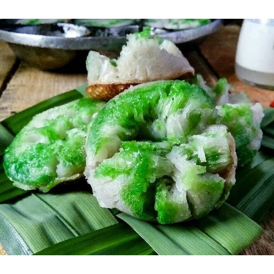

Jajanan Pasar Kue Basah Bikang Pandan - Isi 4 Biji