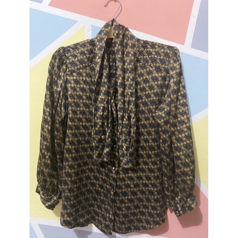 preloved vintage blouse
